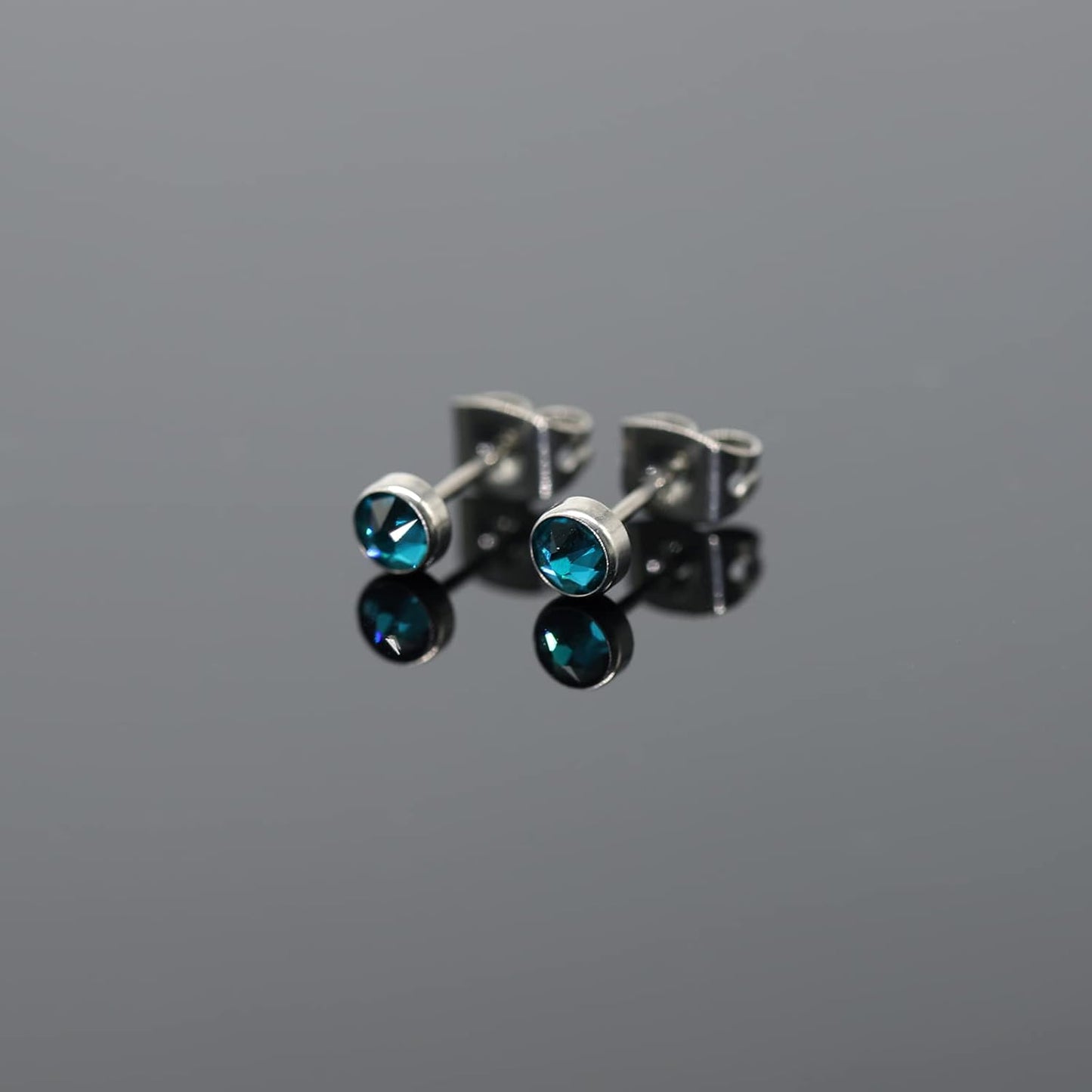 G23 Titanium Studs Earrings Hypoallergenic Earrings Women Stud Earrings Nickel Free Dainty Earrings for Sensitive Ears 3Mm/4Mm/5Mm Stone Size Options