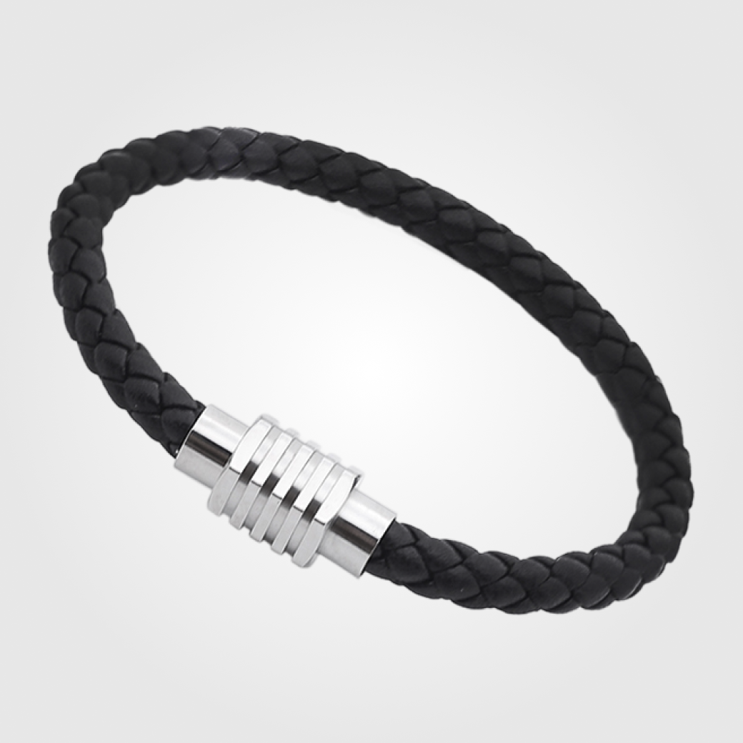 Titan Ridge Bracelet