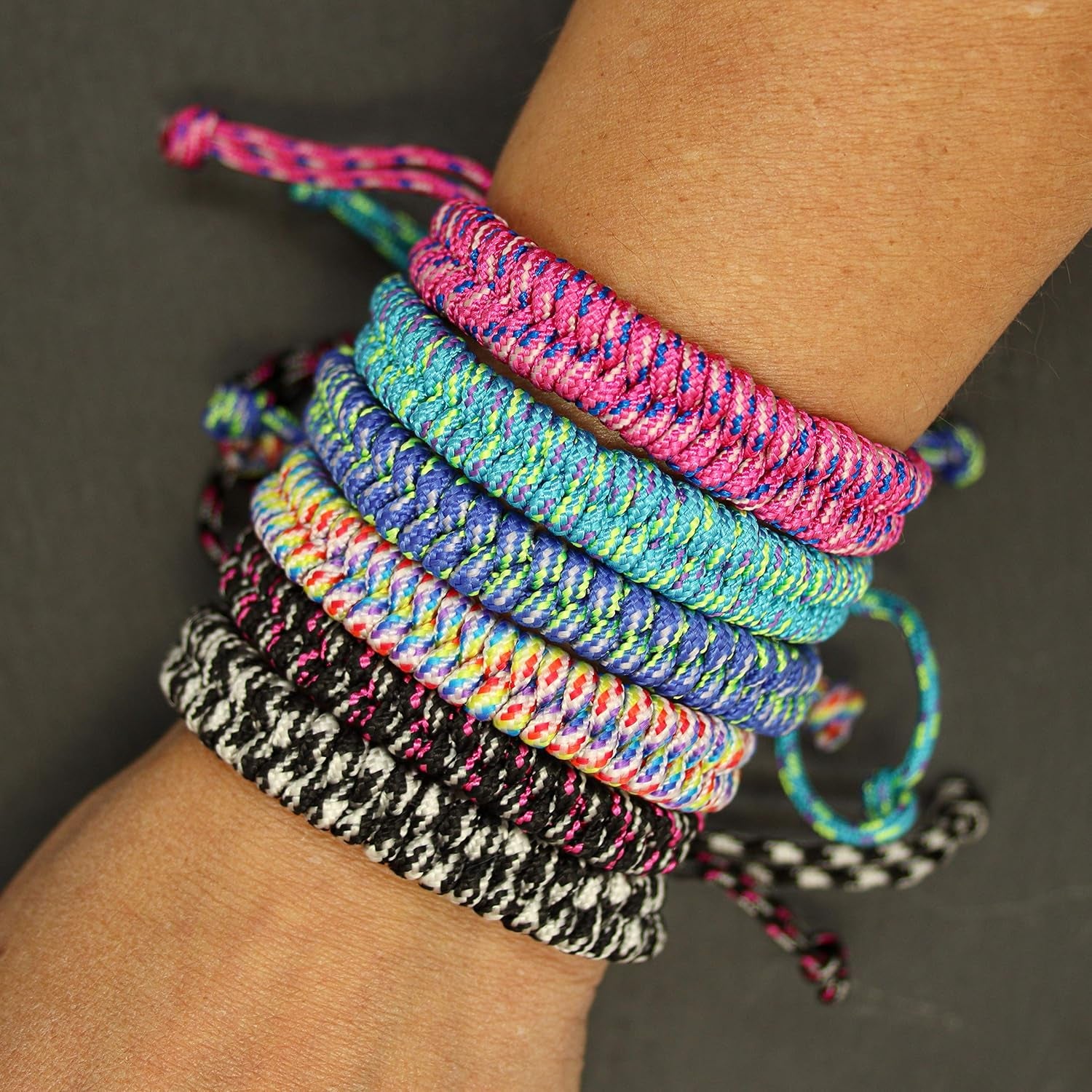 6 Paracord Friendship Bracelets for Boys, Parachute Cord Braided Bracelet Set, Woven Braid String Jewelry, Easter Basket Fillers for Teens, Teenage Stocking Stuffers, Camping Party Favors