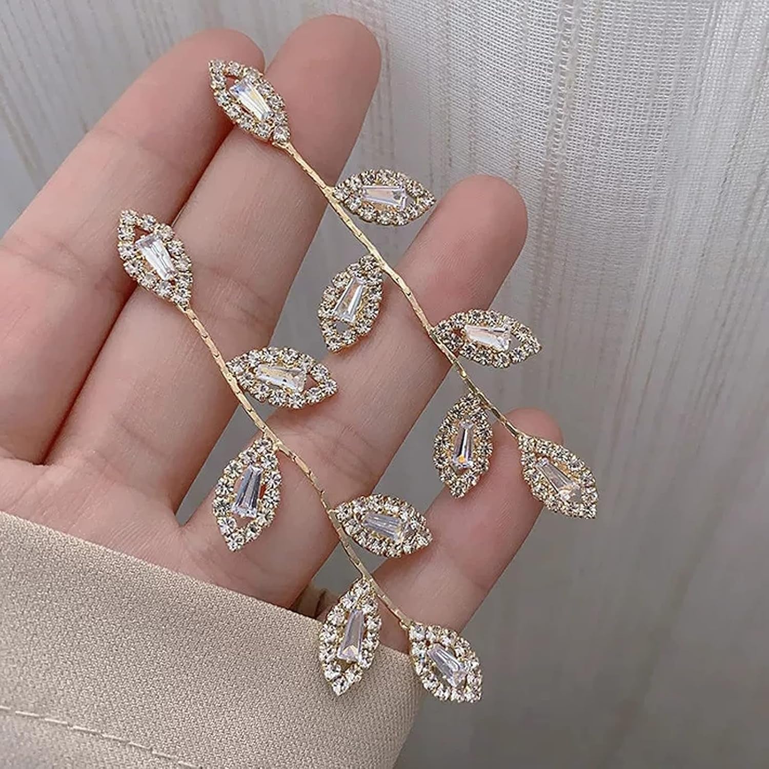 Bridal Earrings for Wedding Rhinestone Dangle Earrings Leaf Earrings Long Earrings Elegant for Women