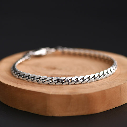 Polished Curve Braceleta