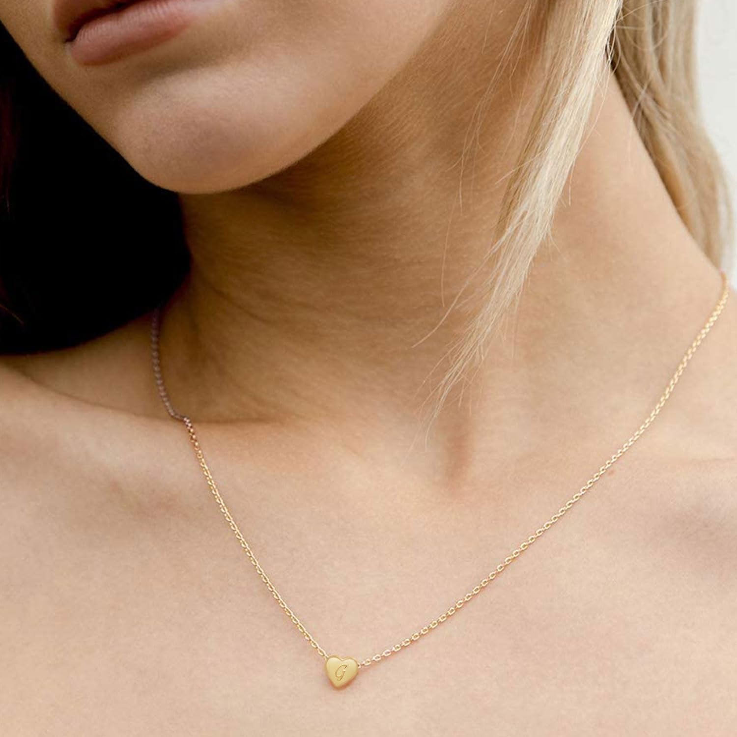 Initial Necklace for Women Letter Necklaces for Girls Dainty Gold Heart Pendant for Little Girls Birthday Gifts for Teens