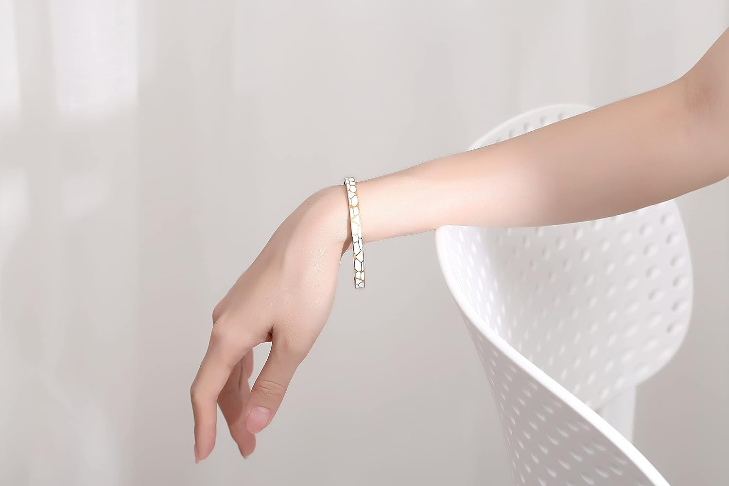 Personal Bracelets for Teens/Women-Inspirational Jewelry Gifts (Various Designs) for Daughter/Sister/Mom/Friends-Adjustable Bracelet in a Pretty Gift Box