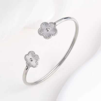 Trend Clover Bracelet for Women Girls 14K Gold Plated Stainless Steel Five Leaf Flower Dainty Lucky Link Bracelets Party Jewelry