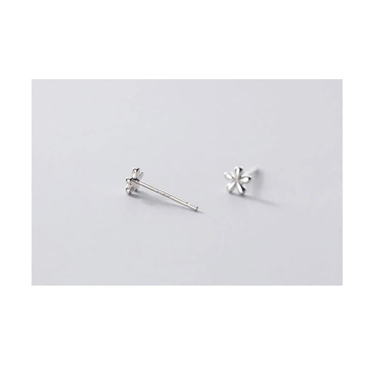Tiny Flower Stud Earrings 925 Sterling Silver Cute 925 Small Silver Earrings for Women Silver Hypoallergenic Girls