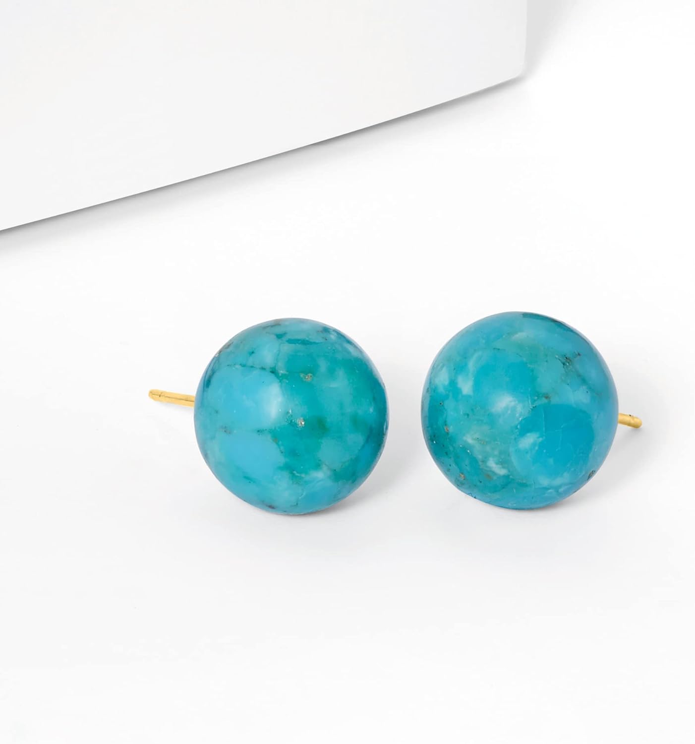 Gemstone Stud Earrings in 14Kt Yellow Gold