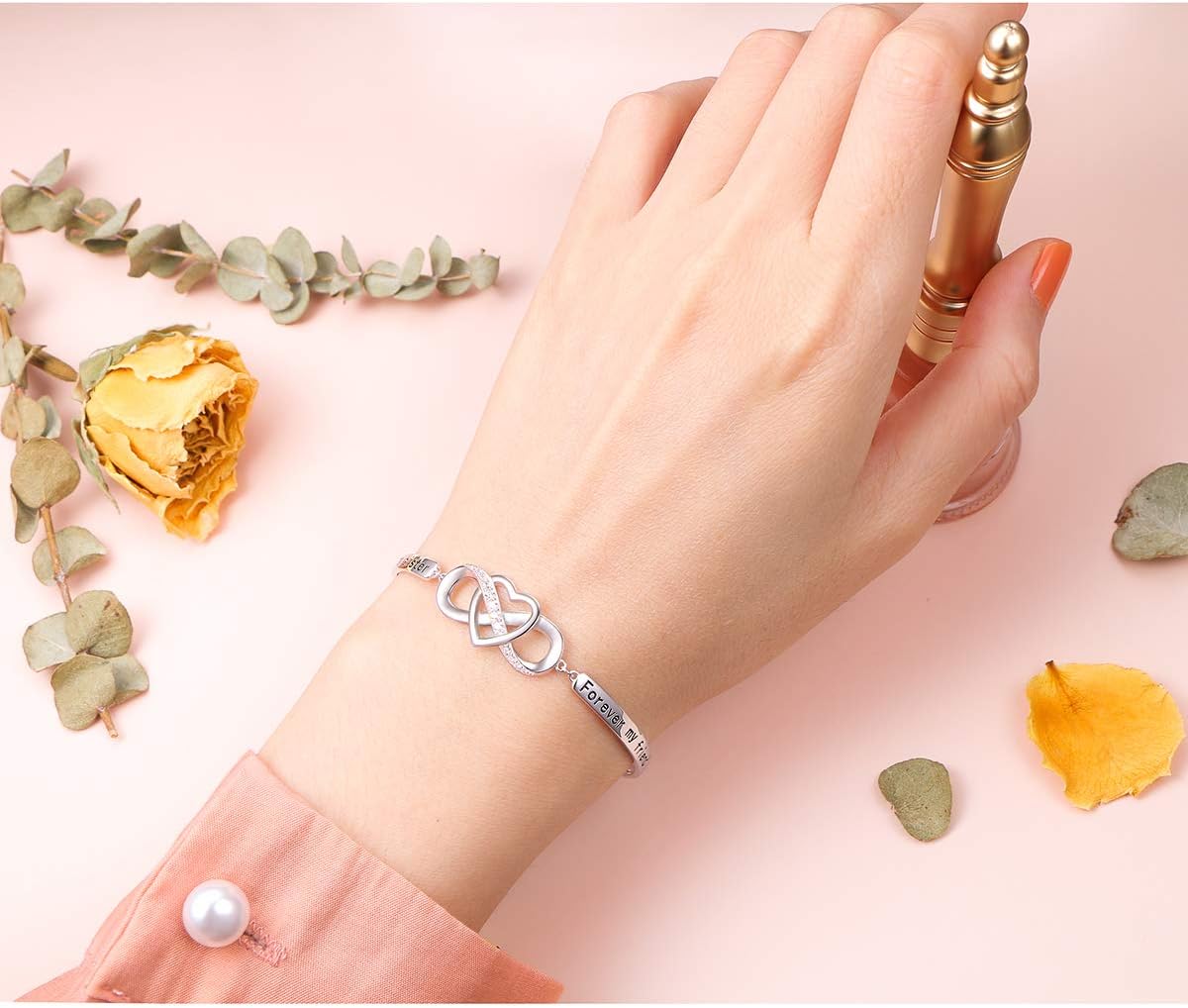 Mothers Day Gifts 925 Sterling Silver Infinity Love Heart Bracelet with Inspirational Message for Mother Daughter Sister Wife, Adjustable Length Bangle Bracelets Friendship Jewelry for Women Girls