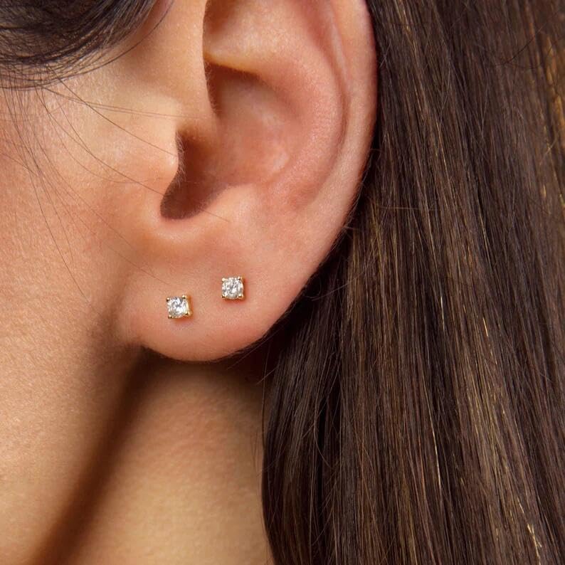 Women'S 14K Gold Plated CZ Stud Earrings Simulated Diamond round Cubic Zirconia Ear Stud Set（5 Pairs)…