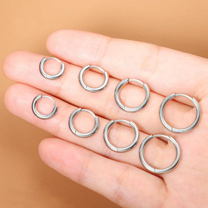 Small Hoop Earrings for Women Men Silver Huggie Hoop Earrings for Cartilage Helix Hypoallergenic Surgical Stainless Steel Earrings 6/8/10/12Mm Thin Silver Hoops Set for Women