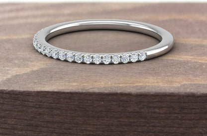 14K Gold Half Eternity Diamond Wedding Band Ring for Women (0.15 Carat)