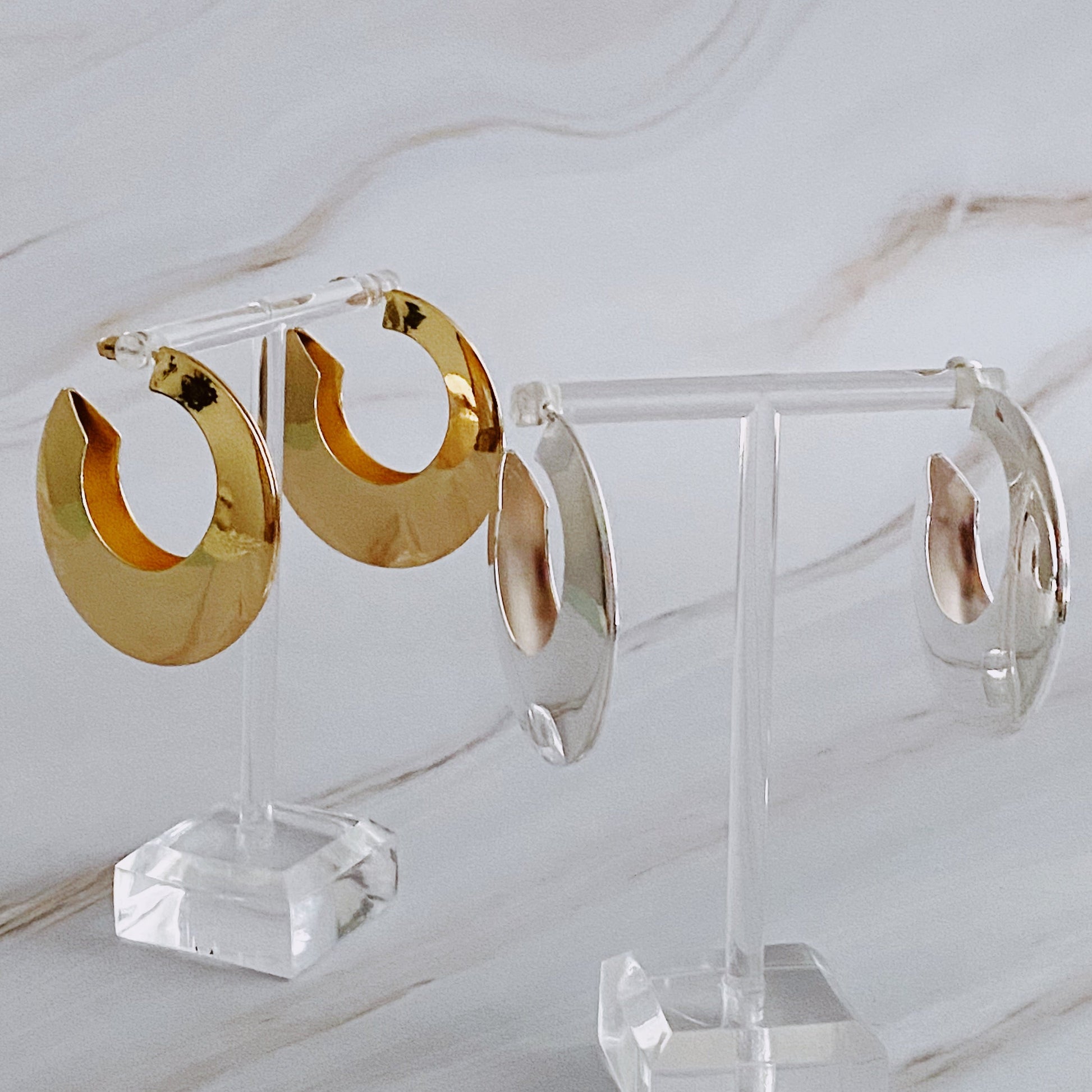 Light and Modern Hoop Earrings