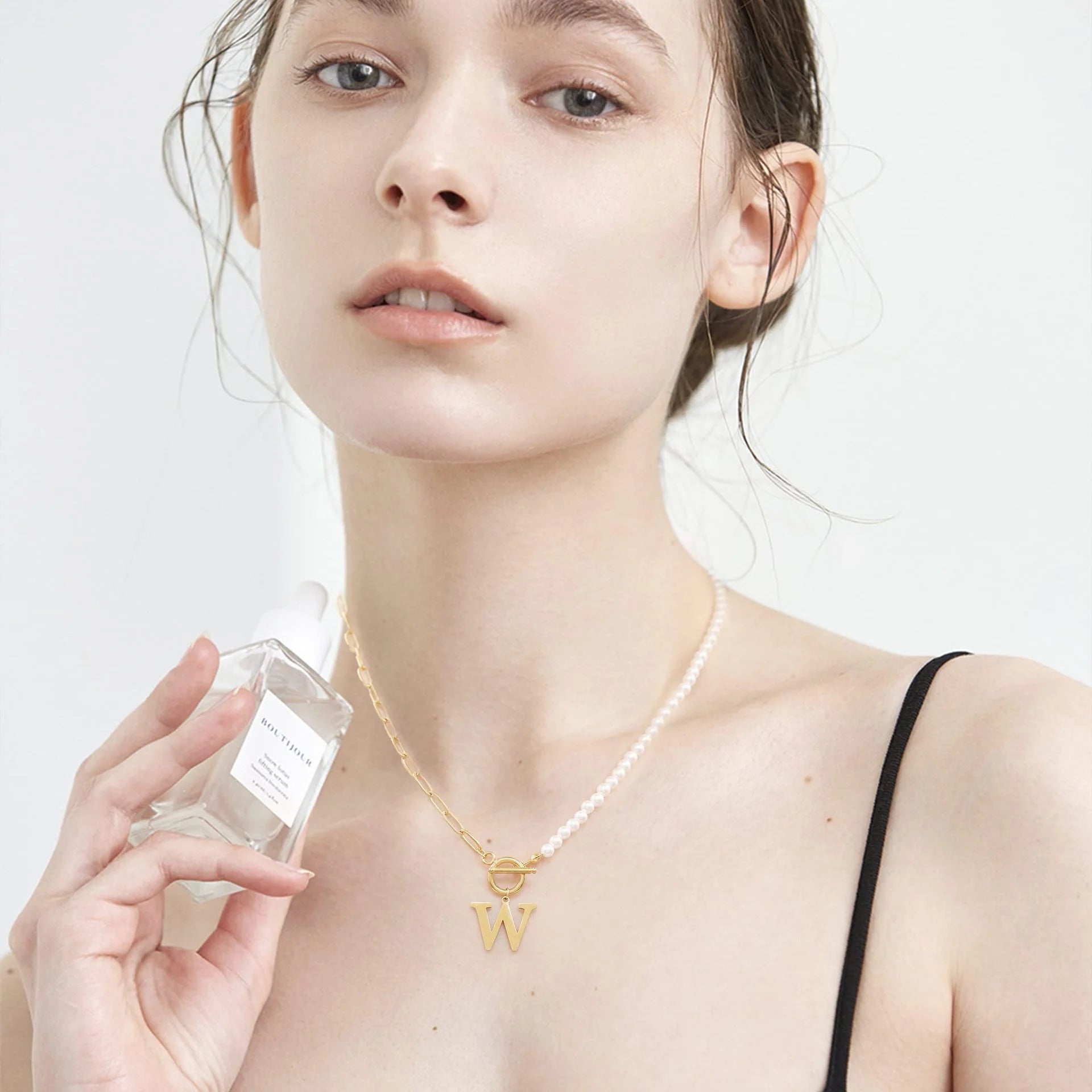 Gold Initial Pearl Necklace for Women, 14K Gold Plated Paperclip Link Chain Necklace Initial Pendant Necklaces A-Z English Alphabet Necklace Jewelry Gifts
