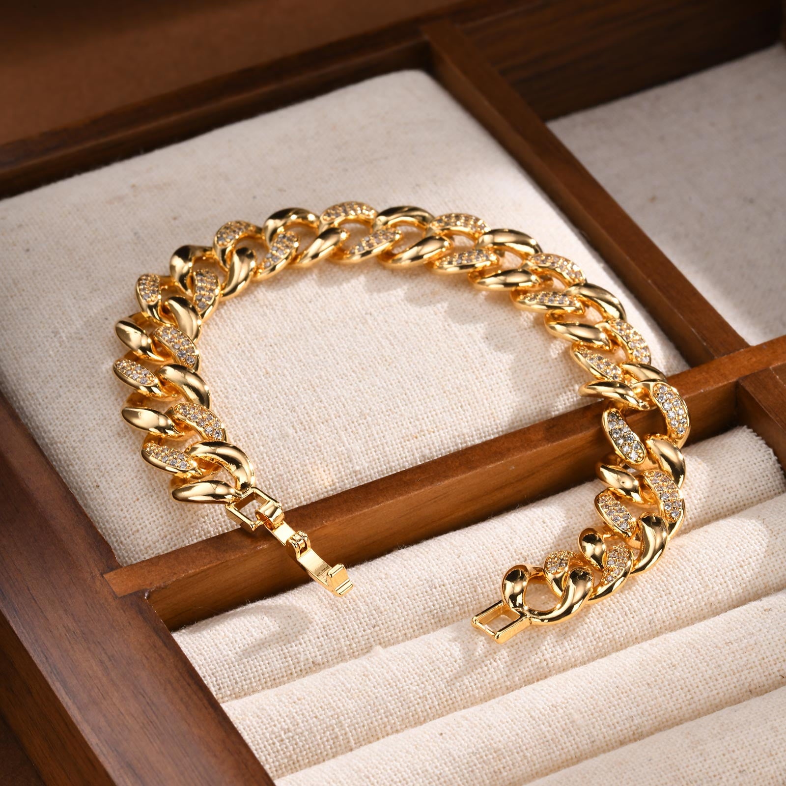 Gold Cuban Chain Bracelets for Women, 14K Gold Plated Link Bracelet with Cubic Zircon, Trendy Womens Link Bracelets Jewelry Gifts