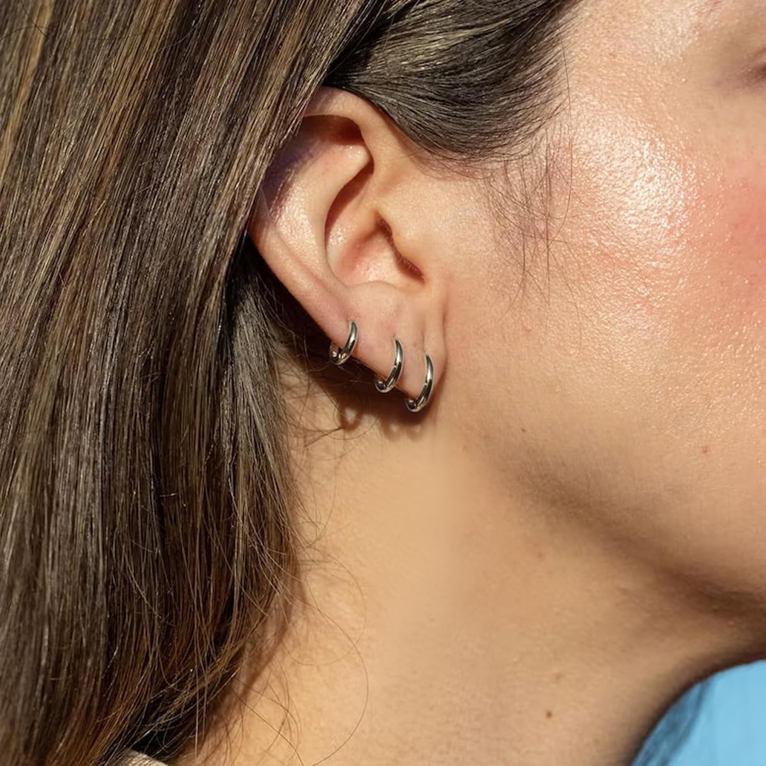 Small Hoop Earrings for Women Men Silver Huggie Hoop Earrings for Cartilage Helix Hypoallergenic Surgical Stainless Steel Earrings 6/8/10/12Mm Thin Silver Hoops Set for Women