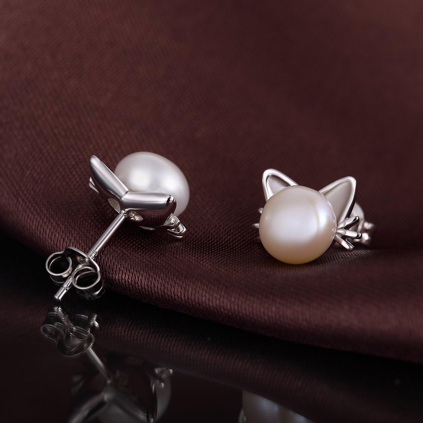 18K White Gold Plated Cat Pearl Stud Earrings for Women 925 Sterling Silver Cat Earrings Freshwater Pearl Cat Stud Earrings Pearl Jewelry 7.5MM-8MM