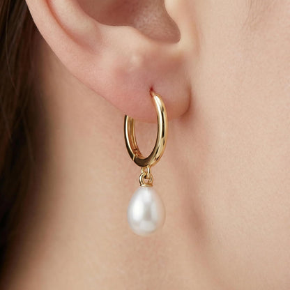 Gold Huggie Small Hoop Earrings 18K Gold Plated Crystal Drop Dangle Earrings for Women