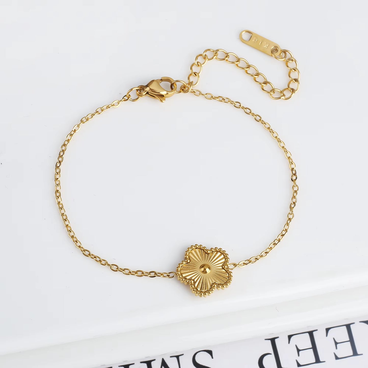 Trend Clover Bracelet for Women Girls 14K Gold Plated Stainless Steel Five Leaf Flower Dainty Lucky Link Bracelets Party Jewelry