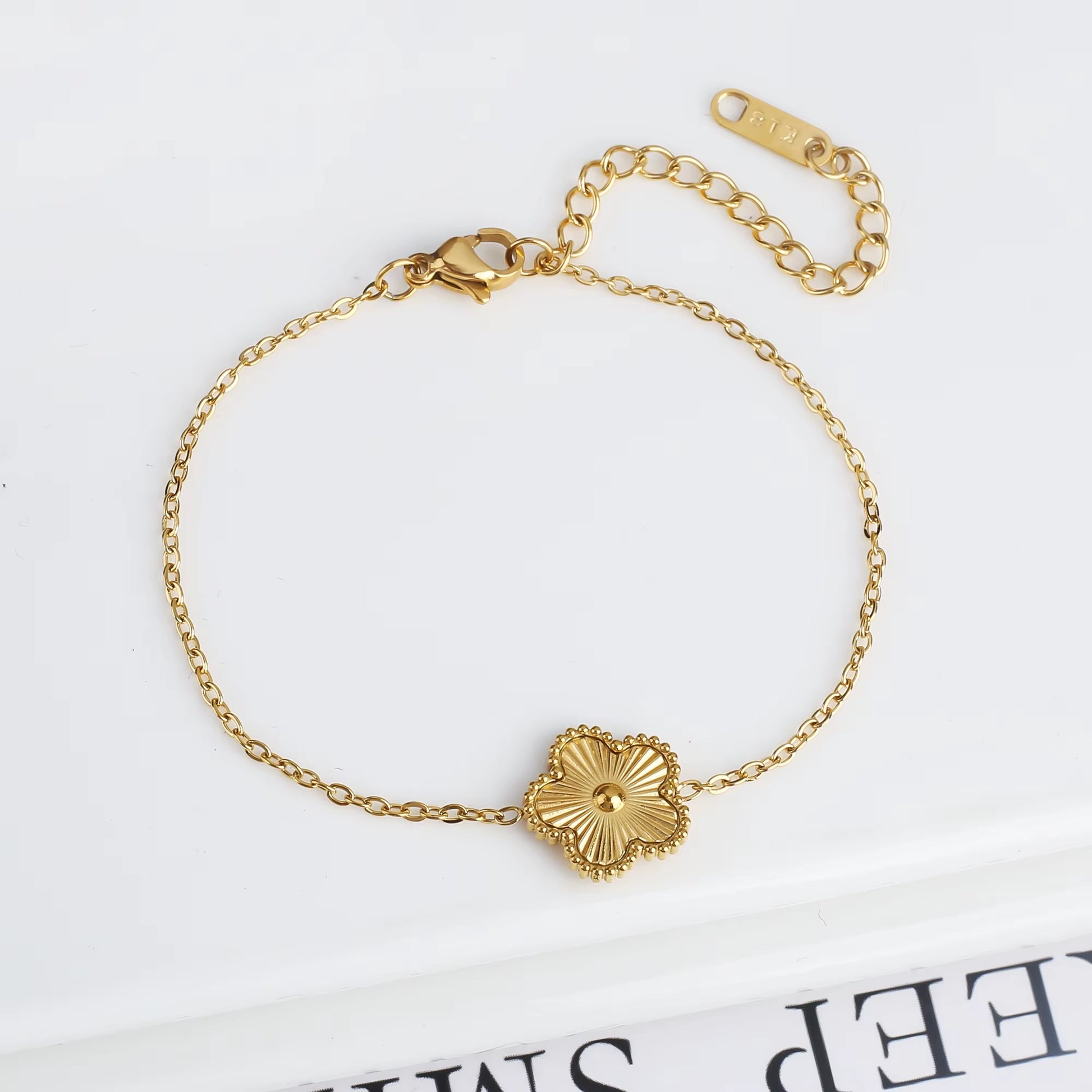 Trend Clover Bracelet for Women Girls 14K Gold Plated Stainless Steel Five Leaf Flower Dainty Lucky Link Bracelets Party Jewelry