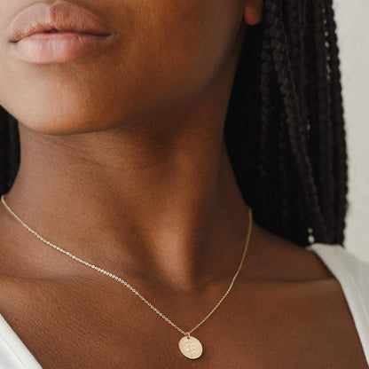 Women Birth Flower Necklace Gold Coin Engraved Disc 12 Month Flower Bouquet Pendant 14K Gold Plated Dainty Chain Personalized Floral Jewelry Birthday Gift