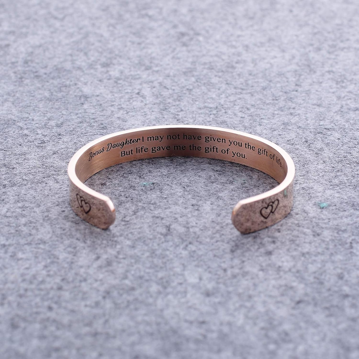 Daughter Mother Gift Bracelets Wide Cuff Bangle Inspirational Bracelets for Women Mom Personalized Message Engraved Cuff to My Daughter I Am so Proud of You
