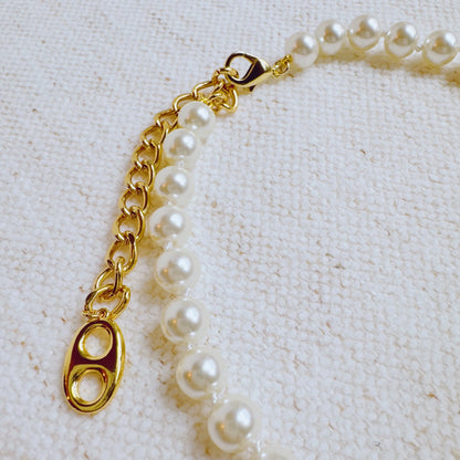 Elegance in Harness Pearl Necklace