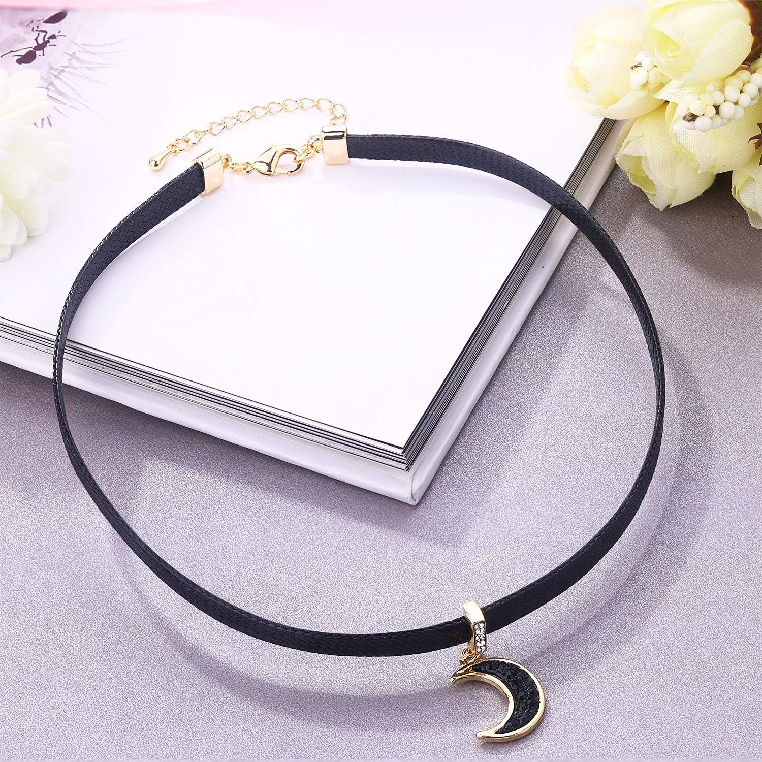 Black Choker Necklace for Women,Gold/Siver Tone Choker Necklace with Elegant Pendant