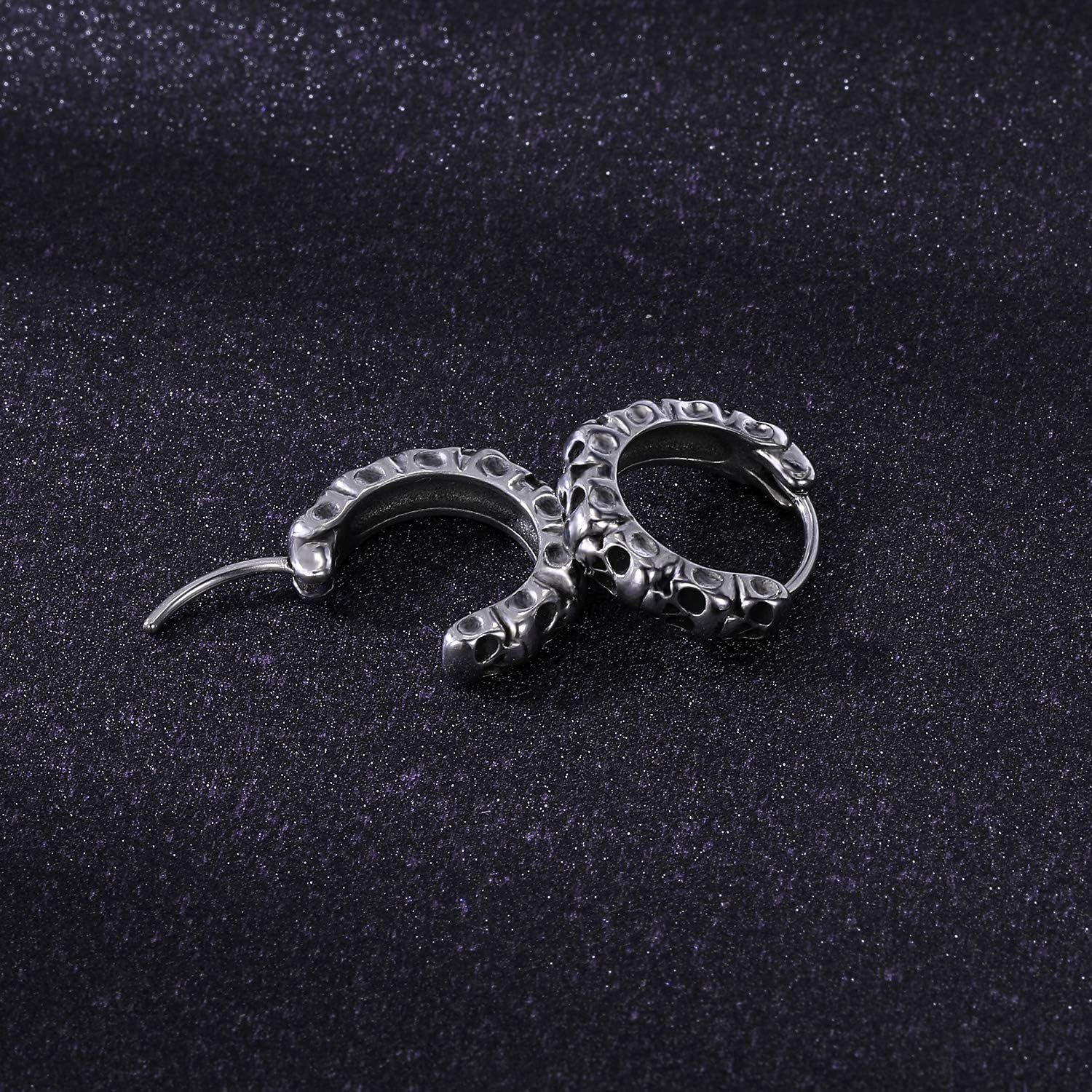Gothic Skull Hoop Earrings for Men Surgical Steel Mens Huggie Earrings Punk Black Helix Piercing Jewelry for Women