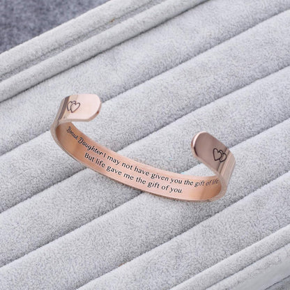 Daughter Mother Gift Bracelets Wide Cuff Bangle Inspirational Bracelets for Women Mom Personalized Message Engraved Cuff to My Daughter I Am so Proud of You