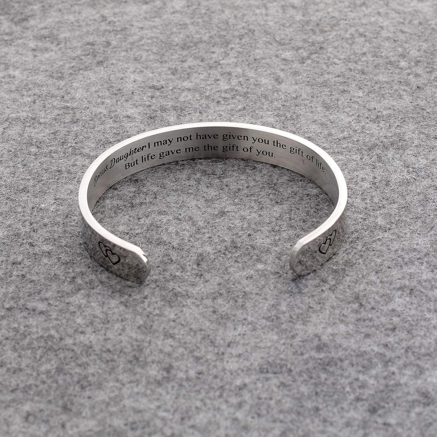 Daughter Mother Gift Bracelets Wide Cuff Bangle Inspirational Bracelets for Women Mom Personalized Message Engraved Cuff to My Daughter I Am so Proud of You
