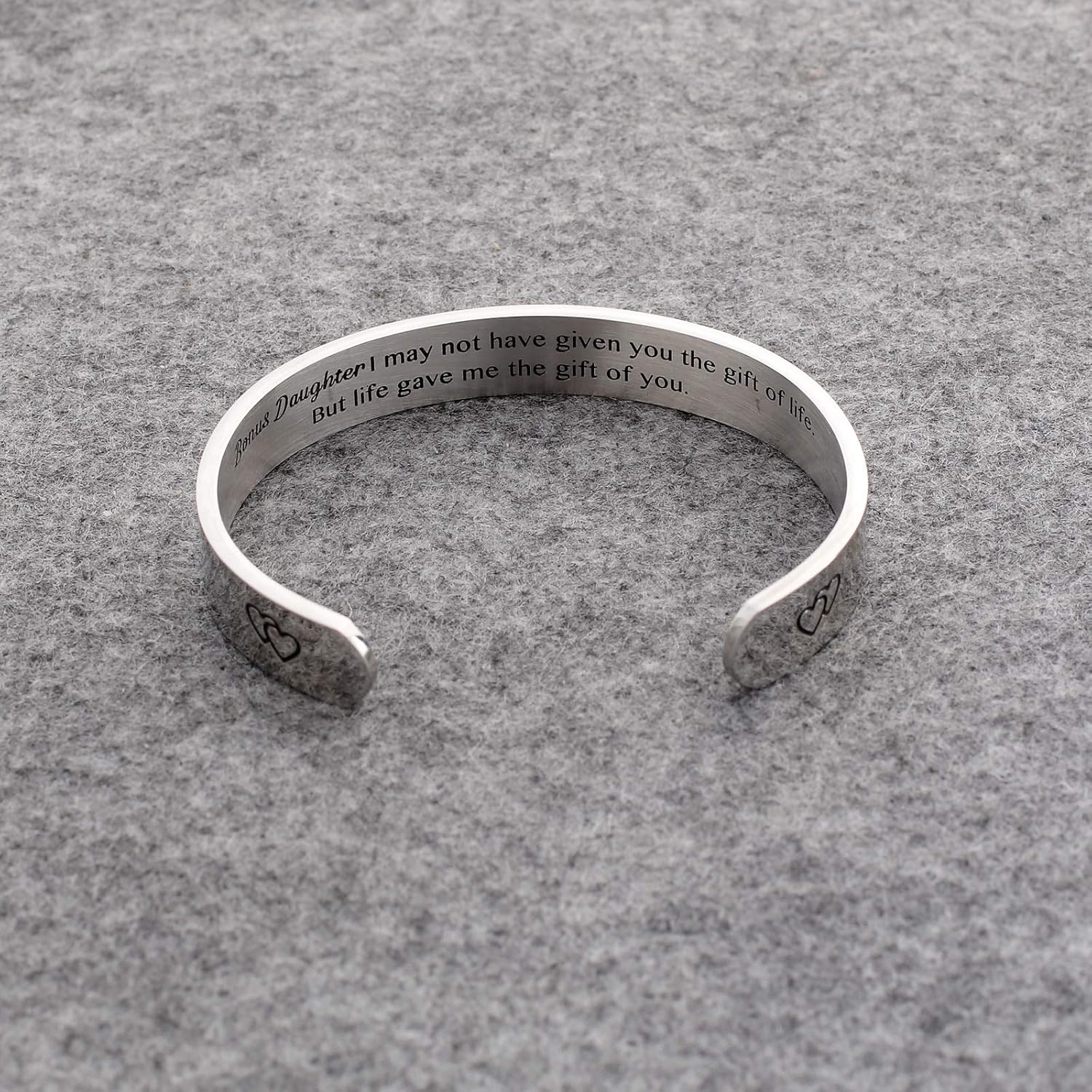 Daughter Mother Gift Bracelets Wide Cuff Bangle Inspirational Bracelets for Women Mom Personalized Message Engraved Cuff to My Daughter I Am so Proud of You