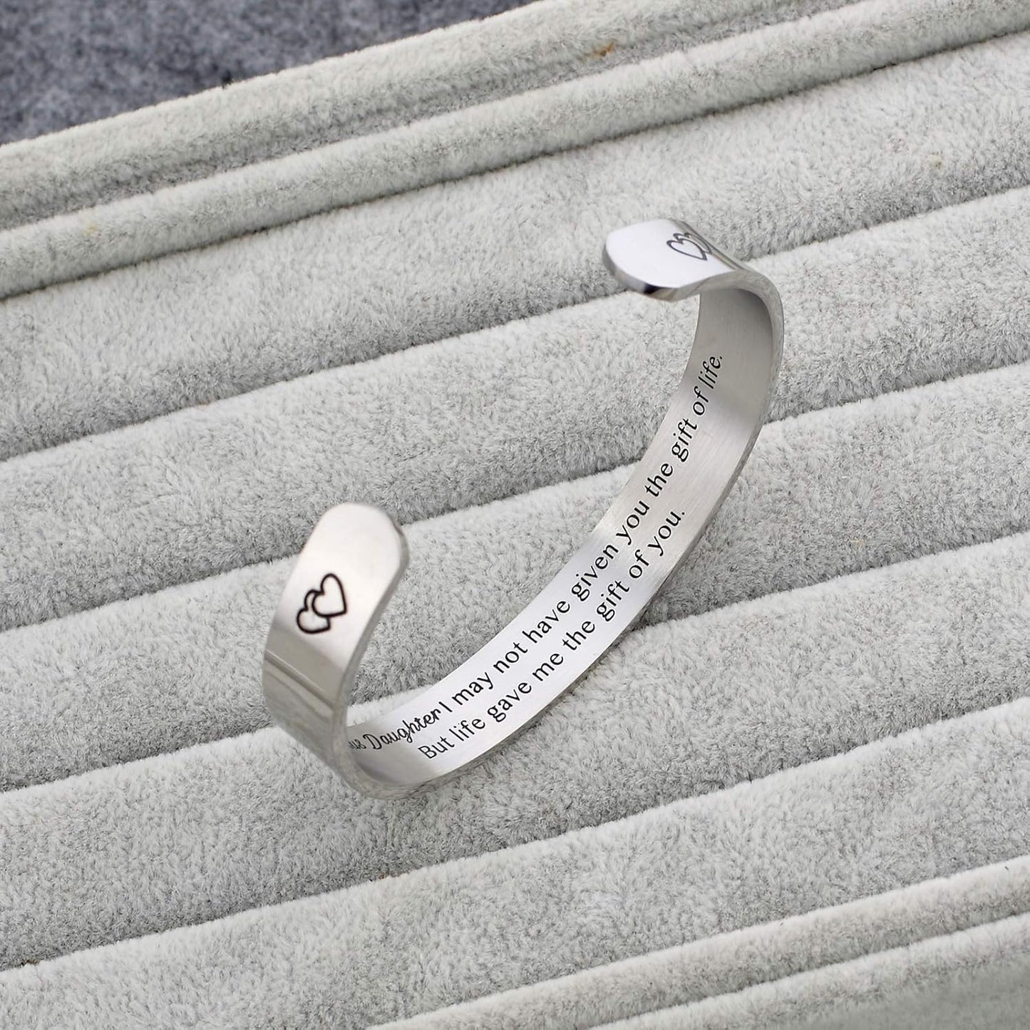 Daughter Mother Gift Bracelets Wide Cuff Bangle Inspirational Bracelets for Women Mom Personalized Message Engraved Cuff to My Daughter I Am so Proud of You