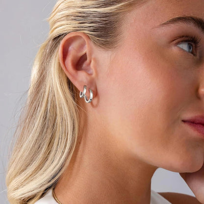 3 Pairs Small Hoop Earrings Set for Women, 14K Gold Plated Huggie Hoop Earrings for Men, Tiny Cartilage Hypoallergenic Earring Set