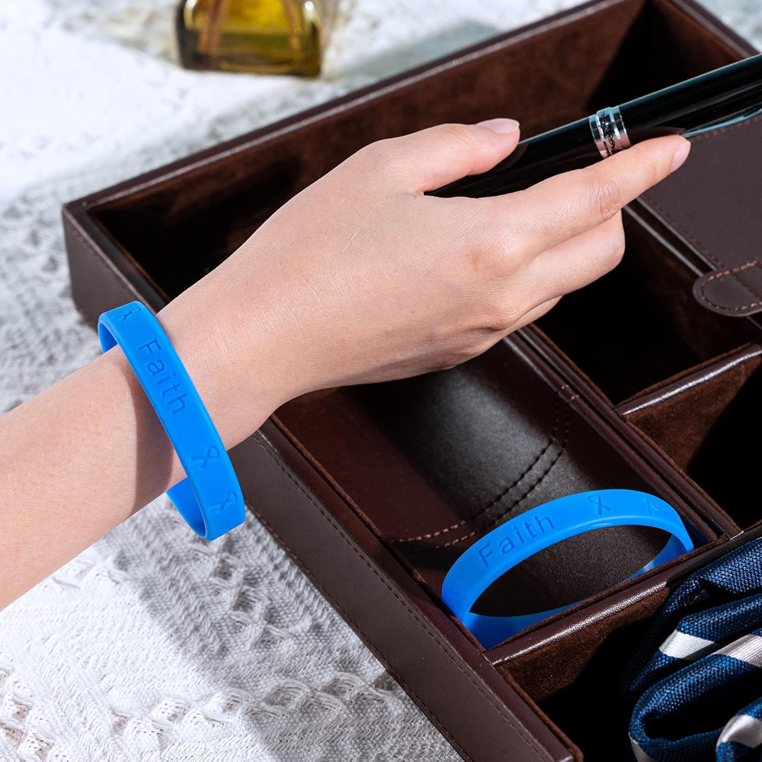 | Periwinkle Esophageal Cancer Awareness Bracelet – Periwinkle Ribbon Cancer Awareness Silicone Bracelet for Adults