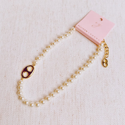 Elegance in Harness Pearl Necklace