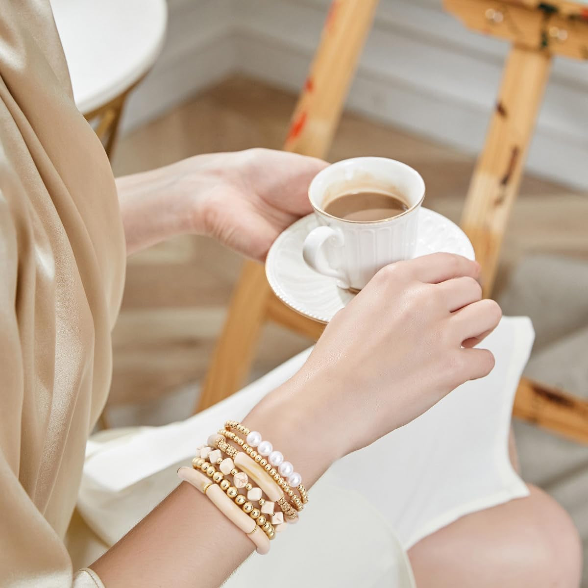 Simple Beaded Gold Bangles Bracelet Chunky Bamboo Tube Curved Stacking Clear Acrylic Colorful Beads Stretchable Gold Bracelets Set for Women