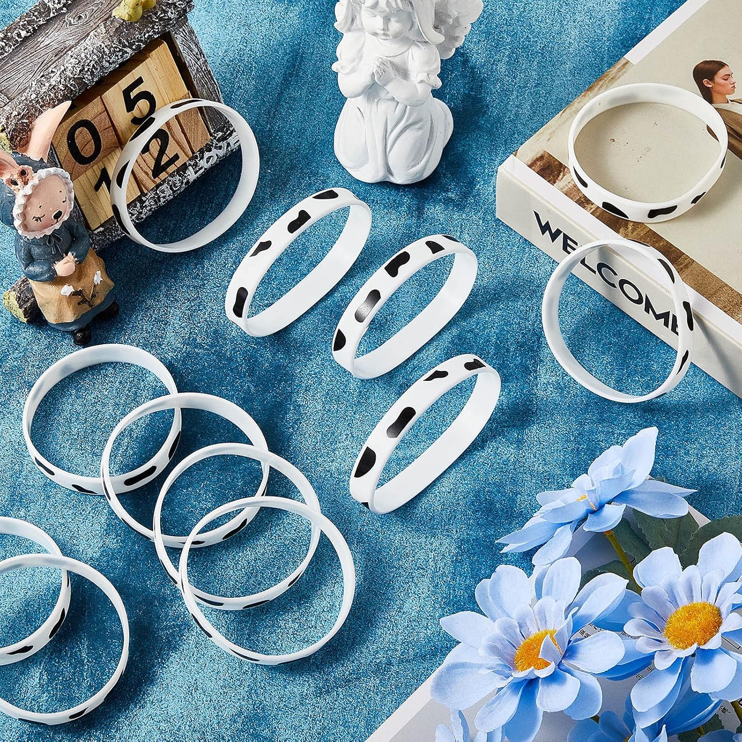 Cow Print Rubber Bracelets Cow Print Slap Bracelet for Party Cute Cow Animal Print for Western Party Jewelry Bracelets Slap Bracelets