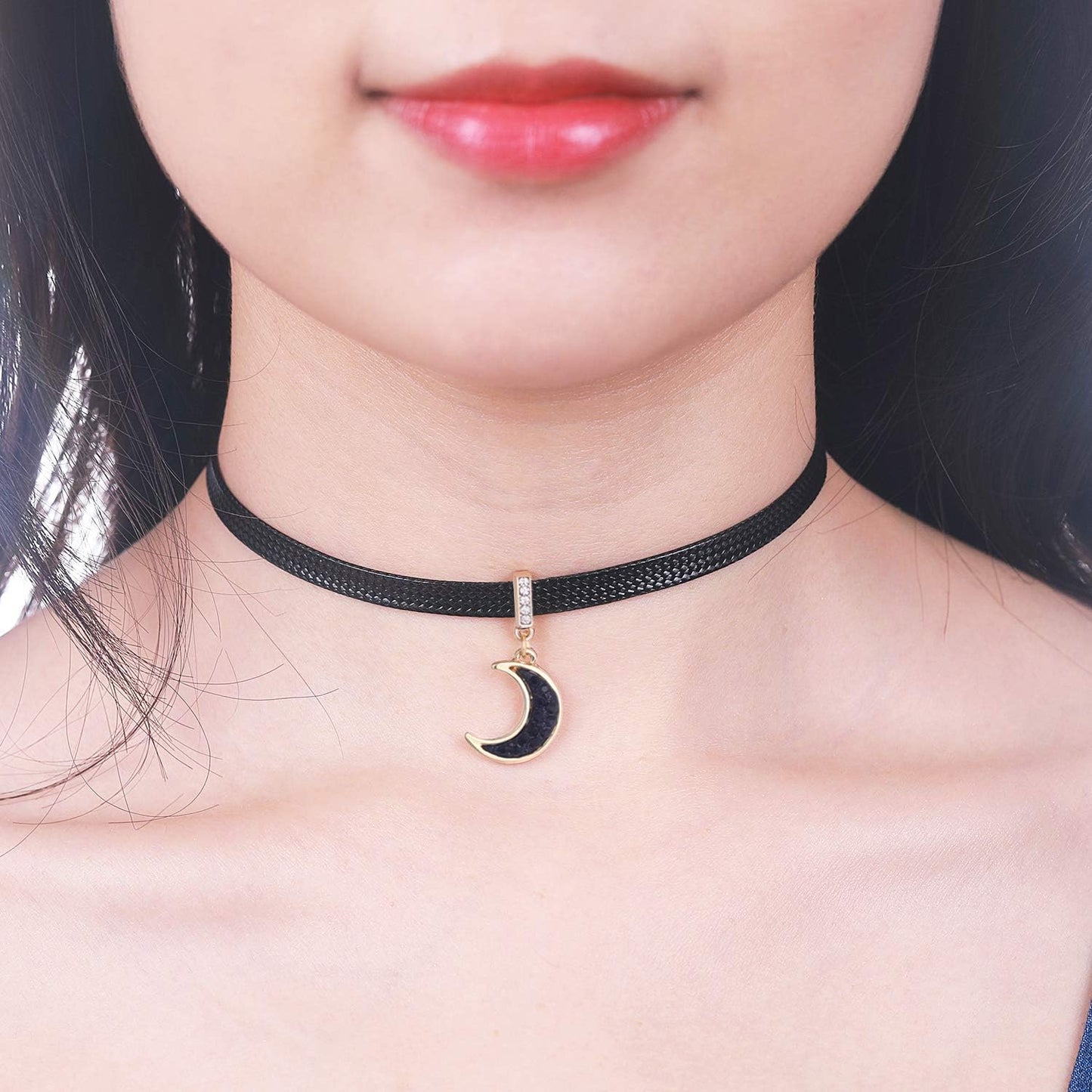 Black Choker Necklace for Women,Gold/Siver Tone Choker Necklace with Elegant Pendant