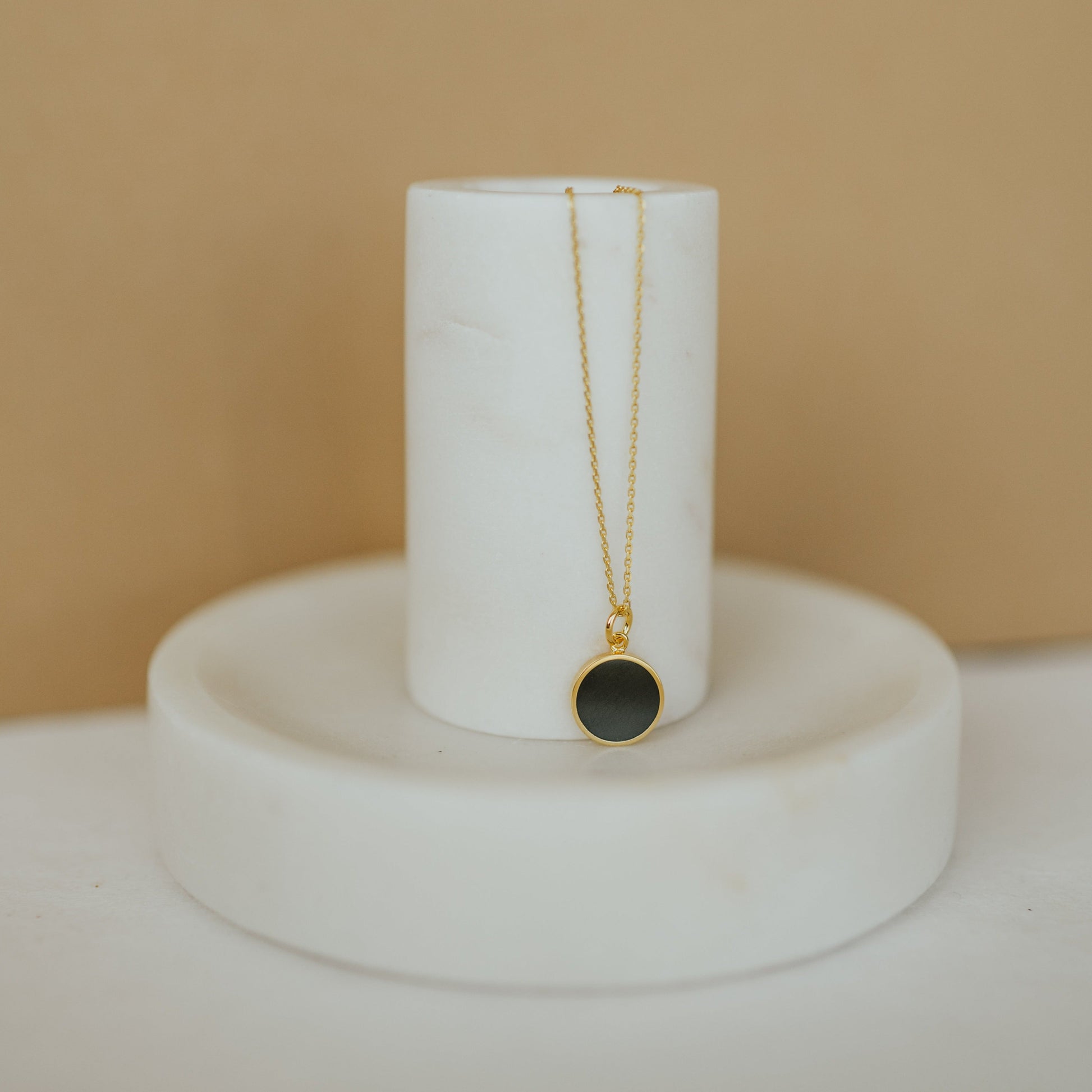 Black Diamond - Women’S 16MM Pendant Necklace - 14K Yellow Gold -  Black Diamond
