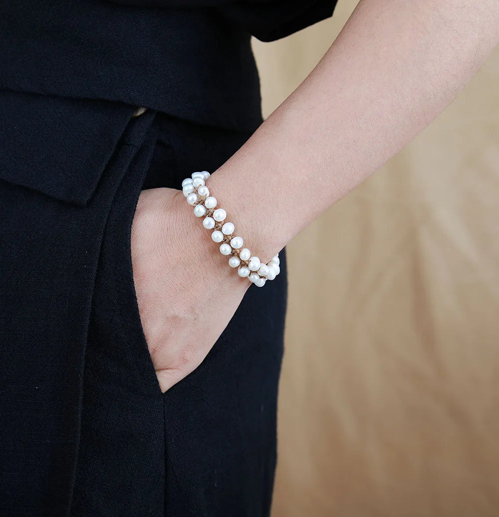 Classic Pearl Bracelet Handmade Bohemia Freshwater Pearls String Knotted Bracelet Birthday Holiday Gift Pearl Jewelry
