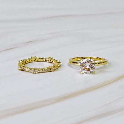 Romantic round Cut Solitaire Ring Set of 2