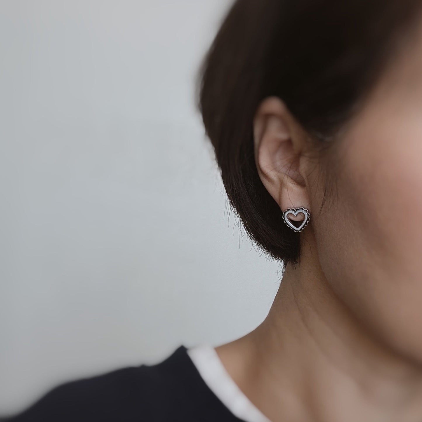 Preciously Scallop Edged Heart Earrings