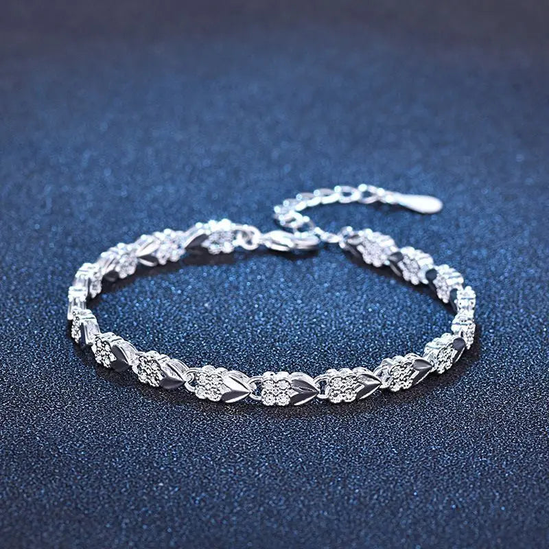 Hot Fine 925 Sterling Silver Heart Lucky Clover Bracelets for Women Wedding Party Jewelry Fashion Noble Christmas Gifts