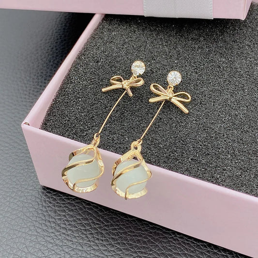 Trendy Metal Frame Dangle Opal Earrings for Women Golden Rhinestones Bow Knot Drop Earrings Wedding Party Long Jewelry Gift