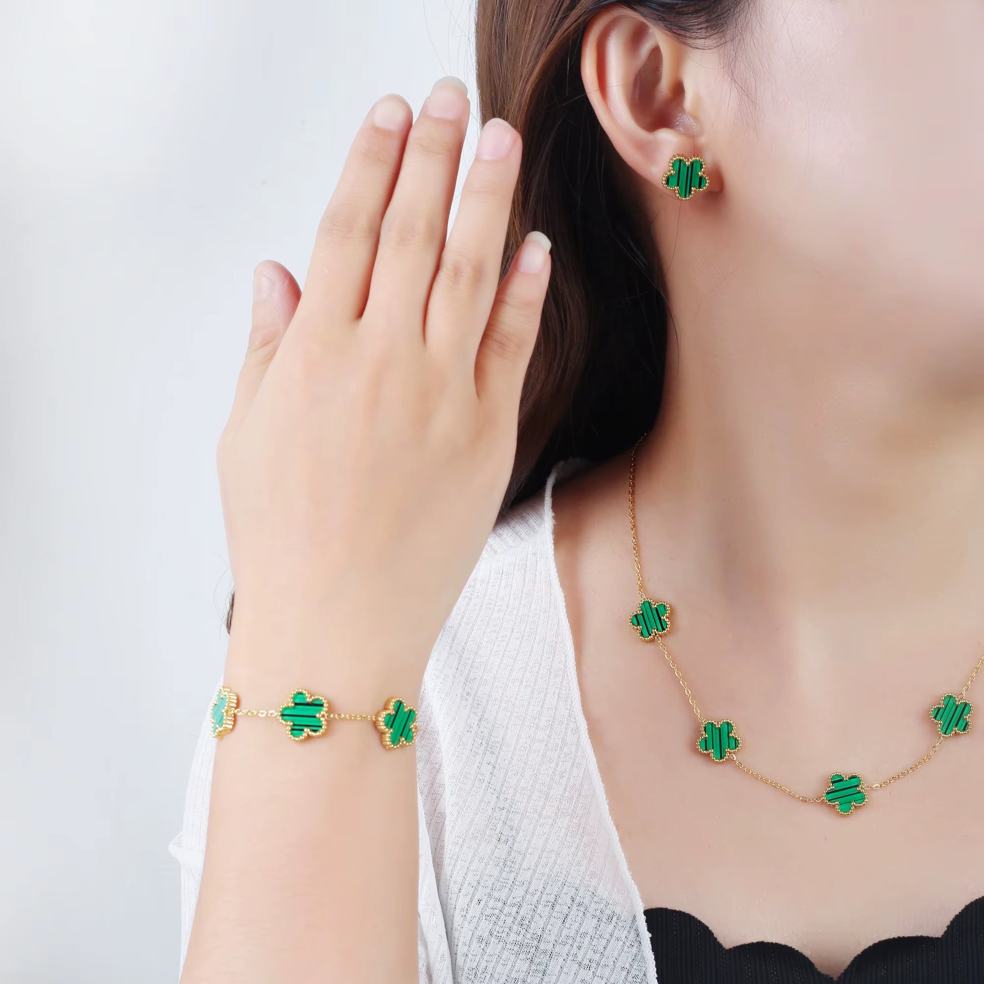 Trend Clover Bracelet for Women Girls 14K Gold Plated Stainless Steel Five Leaf Flower Dainty Lucky Link Bracelets Party Jewelry