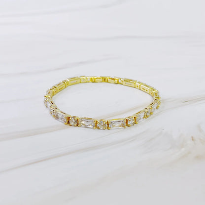 Sparkling in Shapes Bracelet