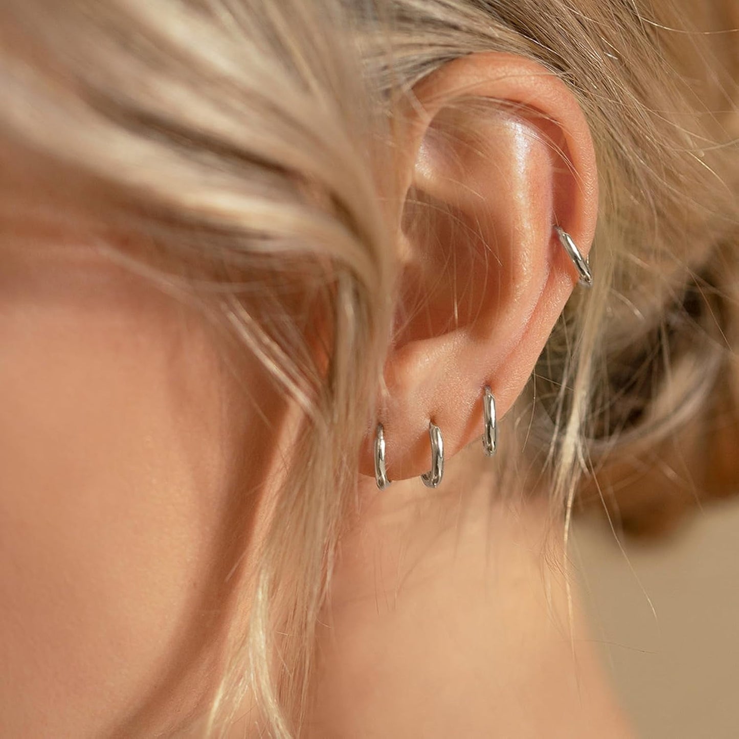 Small Hoop Earrings for Women Men Silver Huggie Hoop Earrings for Cartilage Helix Hypoallergenic Surgical Stainless Steel Earrings 6/8/10/12Mm Thin Silver Hoops Set for Women
