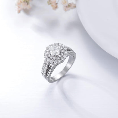 1.5 Carat (Ctw) D-VVS1 Moissanite Engagement Rings for Women Platinum Plated Silver Rings Moissanite Rings