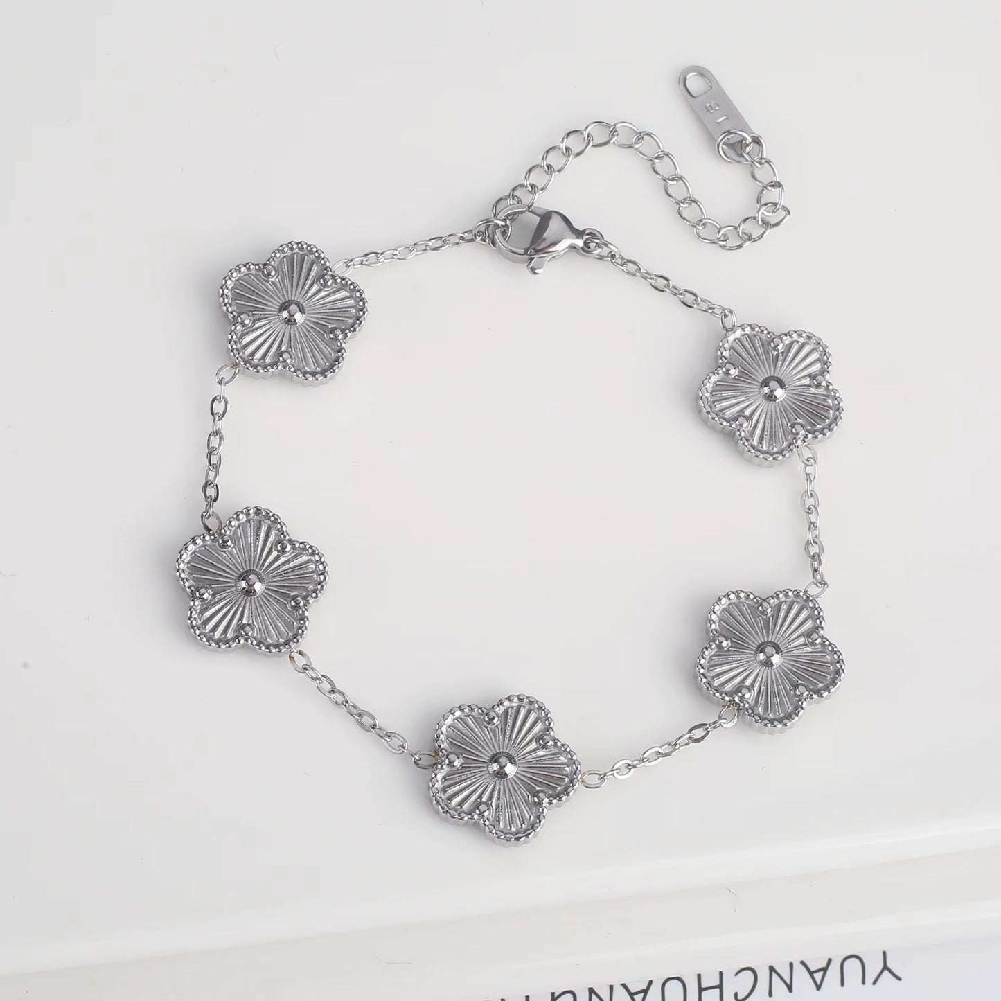 Trend Clover Bracelet for Women Girls 14K Gold Plated Stainless Steel Five Leaf Flower Dainty Lucky Link Bracelets Party Jewelry
