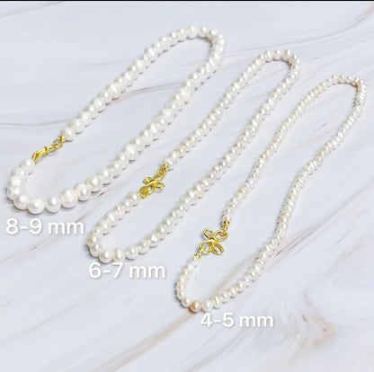 Clover Clasp Genuine Pearl Necklace