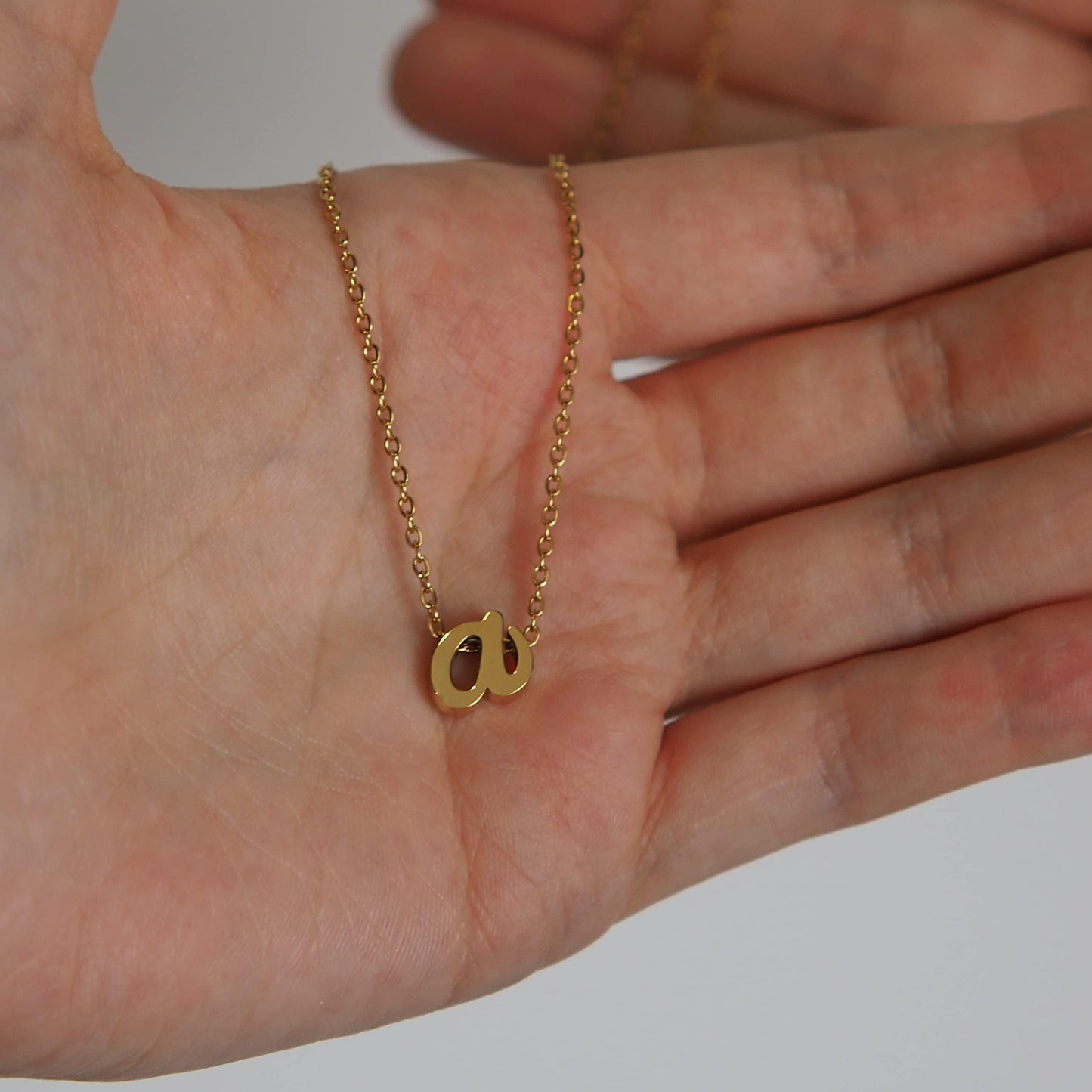 SIGONNA Initial Necklaces for Women 18K Gold Plated Pendant Chain Personalized Letter Necklace a Z Dainty Gold Choker Necklaces Necklaces for Teen Girls Girls Womens Necklaces